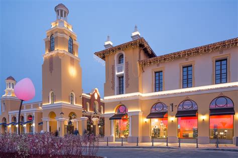 fidenza village shop